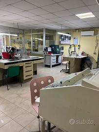 Postazione per odontotecnico