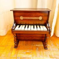 Raro toy piano in legno anni 20 spedizione inclusa