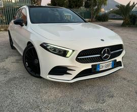 Mercedes Benz Classe A 180D AMG 2022 Tetto