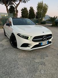 Mercedes Benz Classe A 180D AMG 2022 Tetto