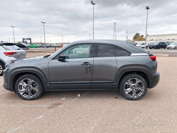 Mazda elettrica MX 30 