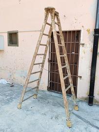Scala in legno