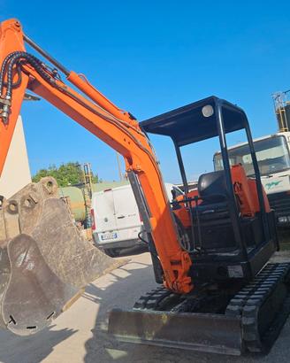 MINIESCAVATORE PEL-JOB 263 (RIF. 948)