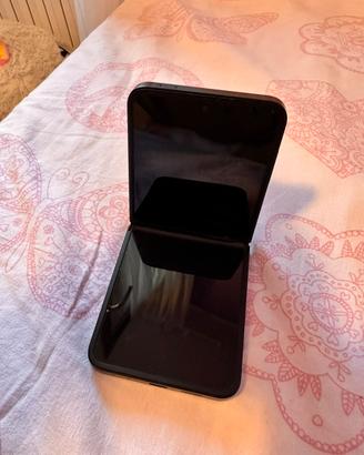 Samsung Galaxy Z Flip 7 FE