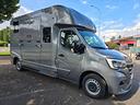 van-trasporto-2-cavalli-renault-master-equita