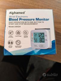 Misuratore pressione sanguigna da polso