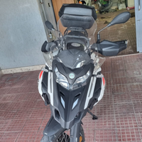 Benelli trk 502X