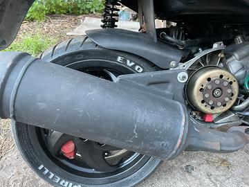 Scarico marmitta leovince touring runner 180 2t