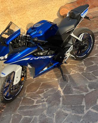 Yamaha yzf 125r