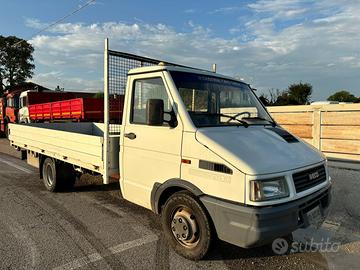 Iveco turbo daily 35-10 2.5 td km 380.000