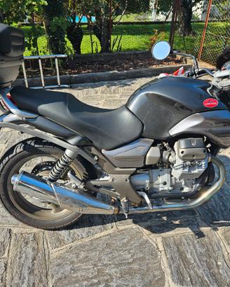 Moto Guzzi Breva 750 (2003) – 35 kW Bauletto Givi
