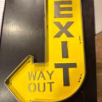 Insegna exit, stile vintage industrial pub-loft