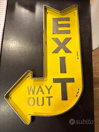 Insegna exit, stile vintage industrial pub-loft