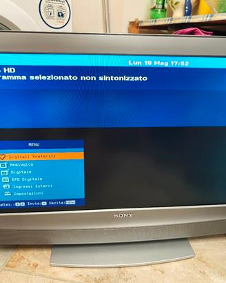 TV Sony Bravia 32” LCD funzionante con telecomando