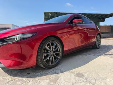 Mazda 3 2.0L e-Skyactiv-G M Hybrid Exclusive neopa