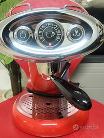 macchina caffè illy