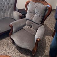 Divano e poltrone vintage salotto