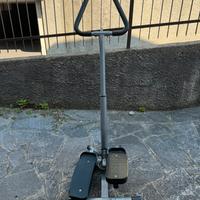 Step con manubrio palestra in casa