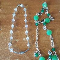 Vari pezzi di bigiotteria