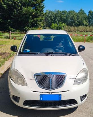 Lancia Y  Ypsilon Unyca 1.3 Multijet neopatentati 