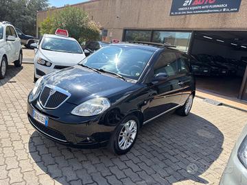 Lancia Ypsilon 1.2 Argento