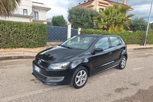 volkswagen polo 1.6tdi 90cv HIGHLINE 