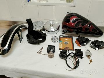 serbatoio Harley parafango Dyna comandi manubrio