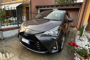 TOYOTA Yaris - 2019