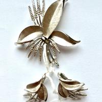 Trifari spilla con orecchini