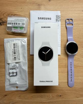 Samsung Galaxy Watch 8 LTE - 40mm Silver