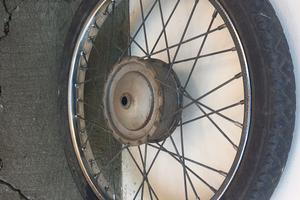 cerchio copertone e camera piaggio ciao