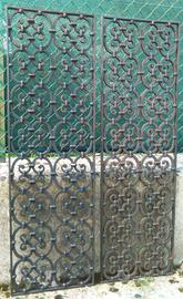 N.2 ANTICHE GRATE IN FERRO FORGIATO A MANO