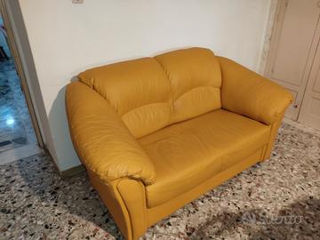 Divano due posti