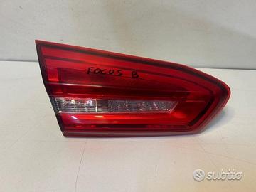 Fanalino portellone ford focus berlina 2019 2024