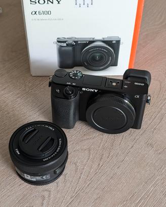 Sony Alpha A6100 + Obiettivo 16-50 