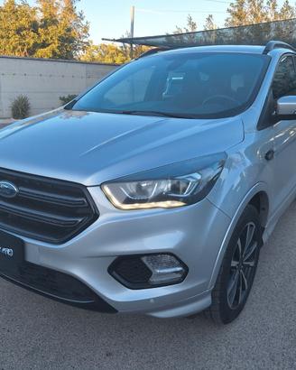 Ford Kuga 1.5 TDCI 120 CV S&S 2WD ST-Line