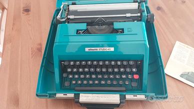Macchina da scrivere Olivetti Studio 45