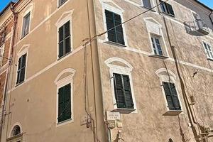 alloggio ristrutturato e arredato