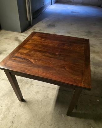 Tavolo in legno 