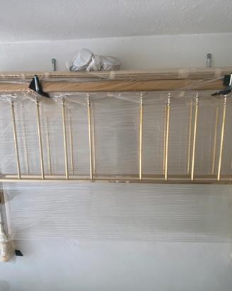 Struttura letto matrimoniale in ottone dorato