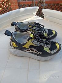 scarpe da ginnastica taglia 36 da donna vibram