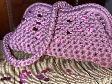 Clutch realizzata a mano