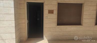 Locale deposito - ufficio