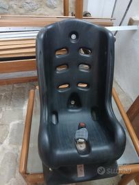 seggiolino bimbo auto