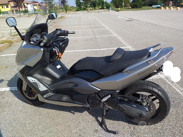 Yamaha tmax cc 500