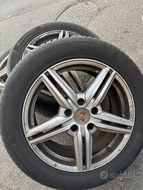 4 Gomme e cerchi porsche 19