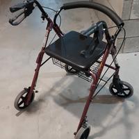 Deambulatore con freni e seduta