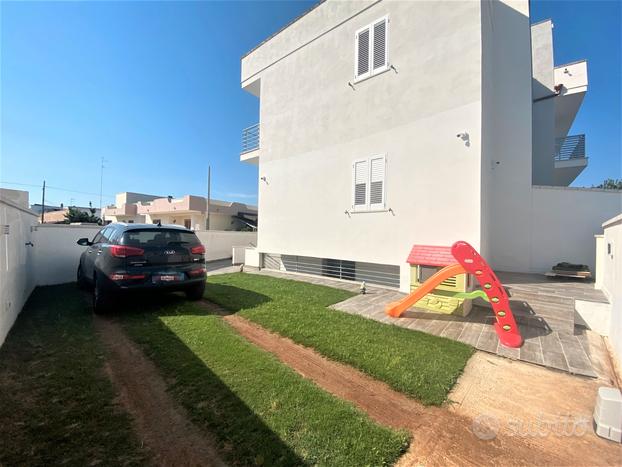 Bifamiliare recente costruzione con giardino