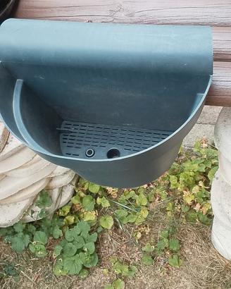 Vaso in plastica da appendere