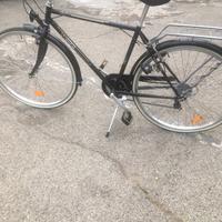 Bici uomo praticamente nuova